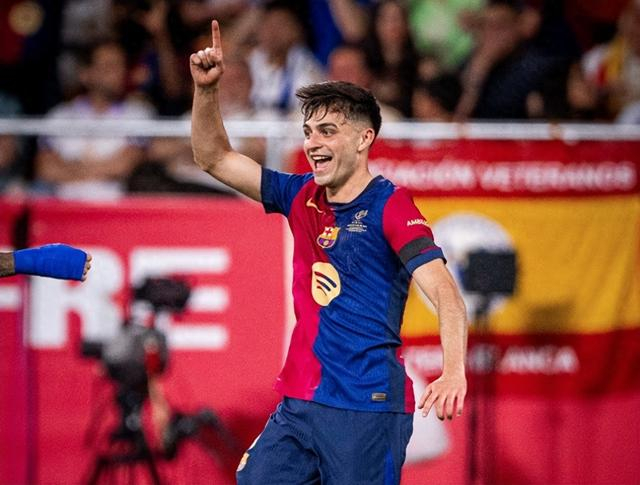 五星点评：稳定一传提升配合 挖掘本土球员实力